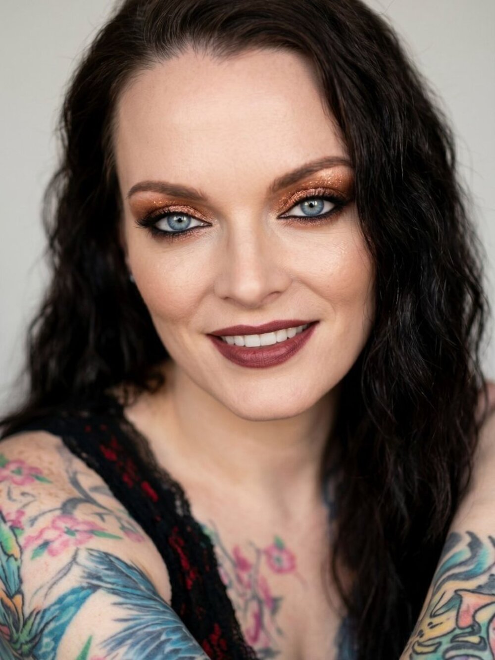Morphe ✦ Woah Jelly Eye Shimmer ✦ Metallic Gold Gel Shadow Smooth Buildable 5.2g